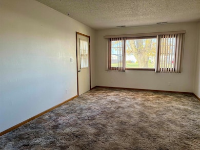 1255 4th St, Jesup, IA 50648 - photo 2