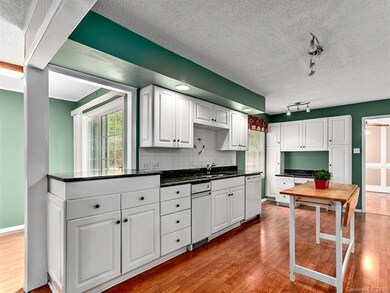 27 Braddock Way, Asheville, NC 28803 - photo 7