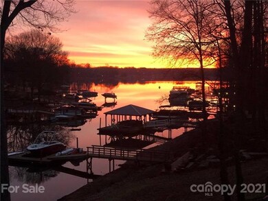 Waterfront Property. Lake view sunrise from the ba
