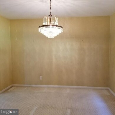 2 Helm Ct, Towson, MD 21286 - photo 5