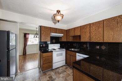 123 Josephs Way unit 52, Malvern, PA 19355 - photo 3