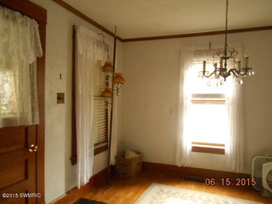 406 Wenzel St, Sturgis, MI 49091 - photo 5