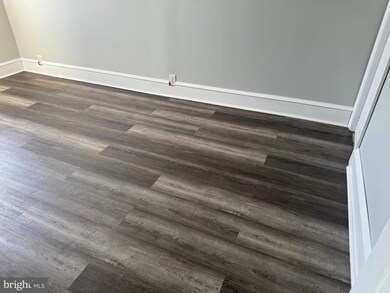 7128 Radbourne Rd, Upper Darby, PA 19082 - photo 4