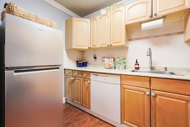 116 Boston Post Rd E unit 101, Marlborough, MA 01752 - photo 7