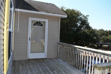 521 W Wilkinson St, Kill Devil Hills, NC 27948 - photo 4