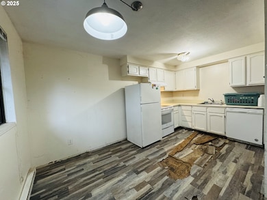 19535 NW Pondosa Ct, Portland, OR 97229 - photo 4