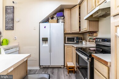 9194 Cardinal Forest Ln unit 47, Lorton, VA 22079 - photo 7