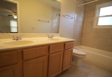 35 S Martin Ave, Waukegan, IL 60085 - photo 5