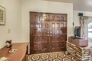 06 Foyer