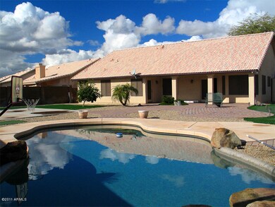 10,000+ Sq.Ft. Lot