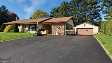 867 Elm St, Reading, PA 19605 - photo 2