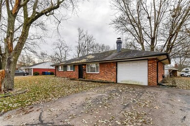 243 Tracy Rd, Whiteland, IN 46184 - photo 2