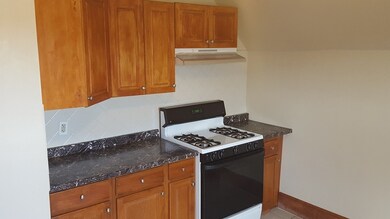 82 Grand St unit 3, Lowell, MA 01851 - photo 4