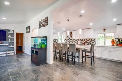 3883 Buchanan St unit 28, Riverside, CA 92503 - photo 5