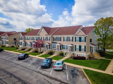 6498 Crab Apple Dr unit 10-649, Canal Winchester, OH 43110 - photo 2