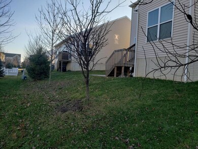 Exterior rear 3