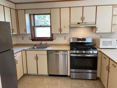 16 Oxbridge Way, Milford, NH 03055 - photo 4