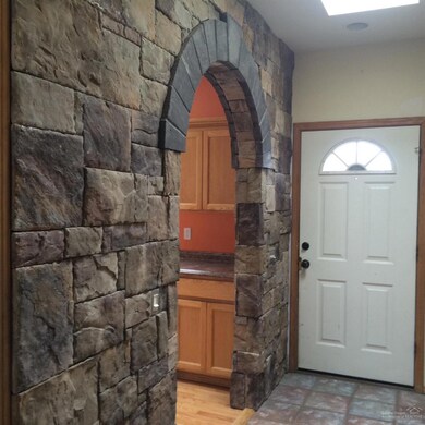 1657 NE Meerkat Ave, Bend, OR 97701 - photo 2