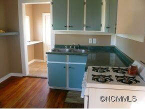 Cottage Kitchen