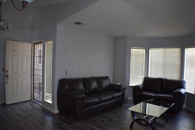 3117 Sabre St, Rosamond, CA 93560 - photo 2