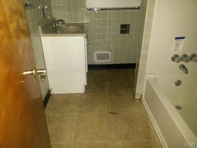 2024 Tanite Rd, Stroudsburg, PA 18360 - photo 7