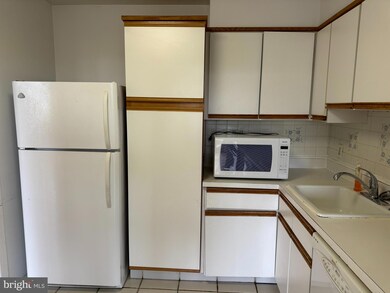 1840 Frontage Rd unit 608, Cherry Hill, NJ 08034 - photo 7