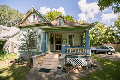 1019 W Webster St-4