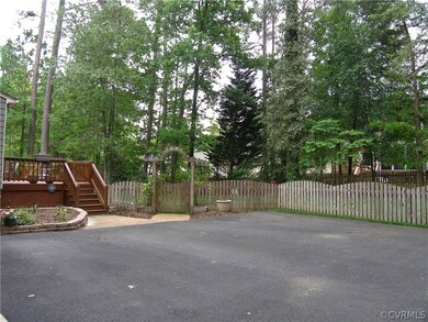 Rear Decking and Rear Fence! Private Backyard with