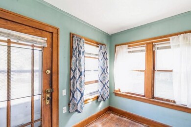 3932 8th St, Des Moines, IA 50313 - photo 2