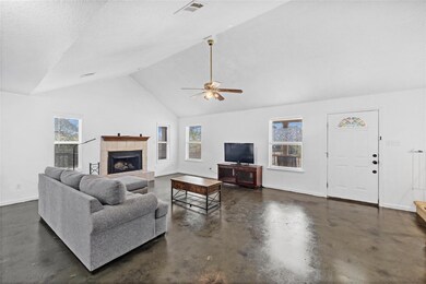 164 Bull Run Rd, Cedar Creek, TX 78612 - photo 4