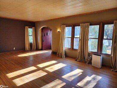 908 E 9th St, Atlantic, IA 50022 - photo 5