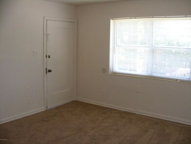 1147 Willow Branch Ave, Jacksonville, FL 32205 - photo 4