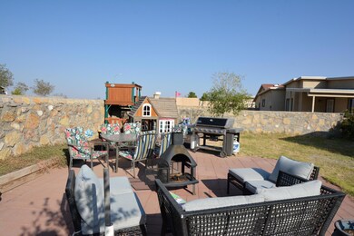 14321 Desert Cactus Dr, Horizon City, TX 79928 - photo 7