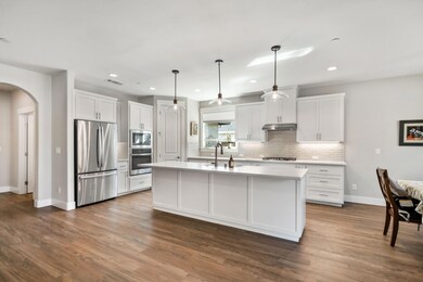 Kitchen/Quartz Countertops