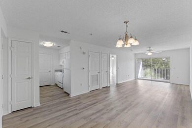 4276 Calinda Ln unit 148, Niceville, FL 32578 - photo 4