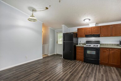 639 Bagley St, Ionia, MI 48846 - photo 6