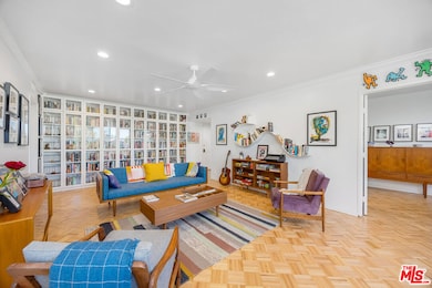 4487 Colbath Ave unit 310, Sherman Oaks, CA 91423 - photo 4