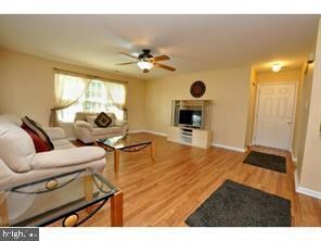 401A Ralston Dr unit 401, Mount Laurel, NJ 08054 - photo 6