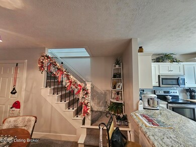 102 Regency Ct unit B2, Campbellsville, KY 42718 - photo 7