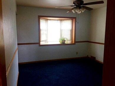 Dining Room. oak bay window in dining room