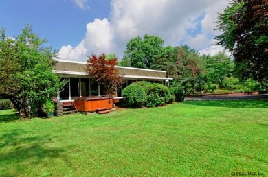 18 Ledgestone Rd, Troy, NY 12180 - photo 7