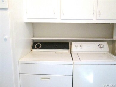 Laundry Room w/full washer & dryer & additional st