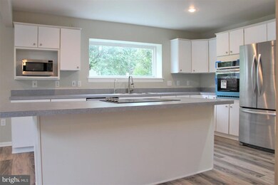 260 Poplar Ln, Mount Wolf, PA 17347 - photo 7