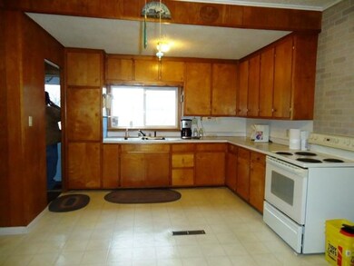 33653 Ivy Ave, Camp Douglas, WI 54618 - photo 4