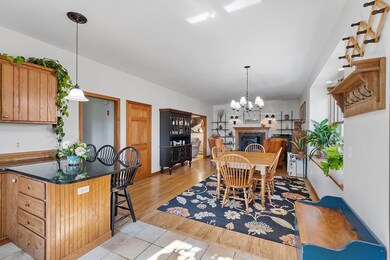 51 Warner Ave, Fitchburg, MA 01420 - photo 6