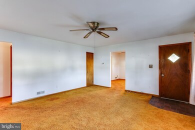 644 Douglas St, Brooklyn, MD 21225 - photo 5