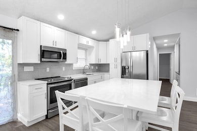 7-web-or-mls-3199-curtis-knoll-dr