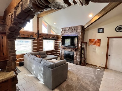 320 S 500 St E, Mount Pleasant, UT 84647 - photo 5