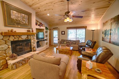 Greatroom & Fireplace