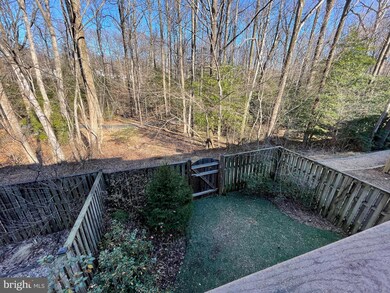 2331 Middle Creek Ln, Reston, VA 20191 - photo 6